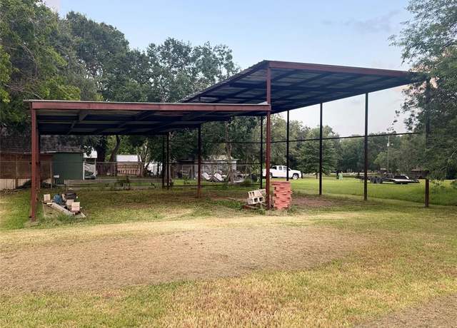 Property at 163 Osprey St, Palacios, TX 77465