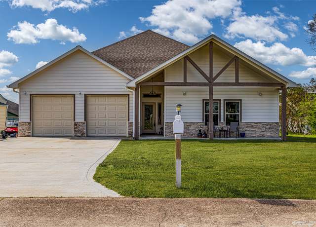 Property at 606 Echo Ln, Livingston, TX 77351, 3 beds, 2 baths