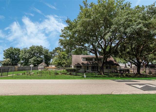 Property at 2534 Oleander Dr, Pasadena, TX 77503, 4 beds, 2.5 baths