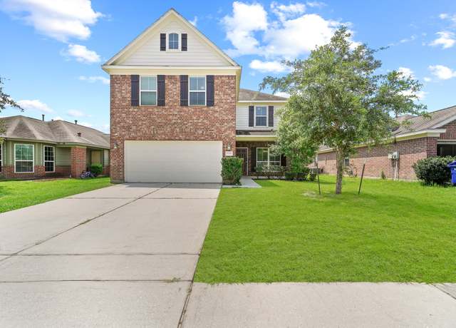 Property at 5226 Espuela Ln, Baytown, TX 77521, 5 beds, 2.5 baths
