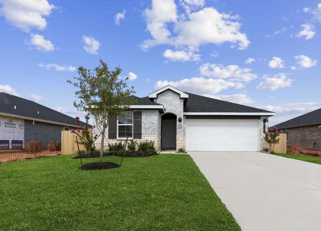 Property at 519 Robin St, Angleton, TX 77515, 3 beds, 2 baths