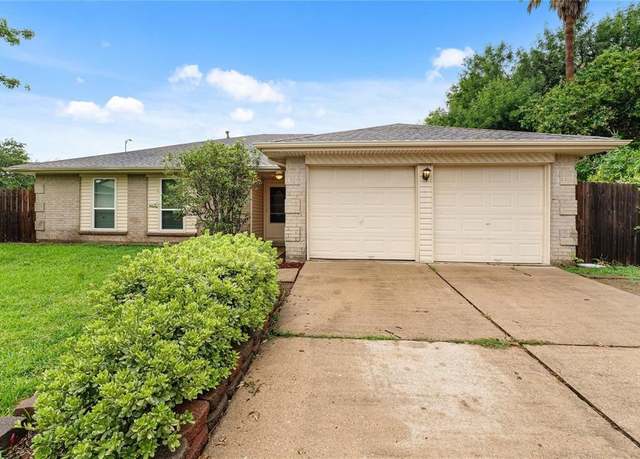 Property at 13418 Cricket Wood Cir, Houston, TX 77082, 4 beds, 2 baths