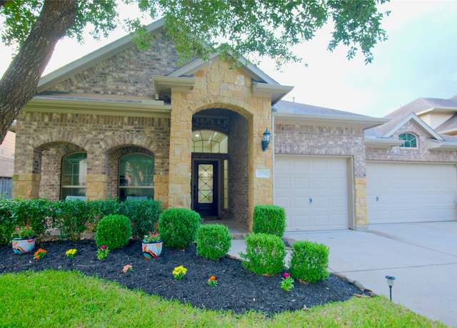 Property at 27714 Wilson Run Ln, Fulshear, TX 77441, 4 beds, 3 baths