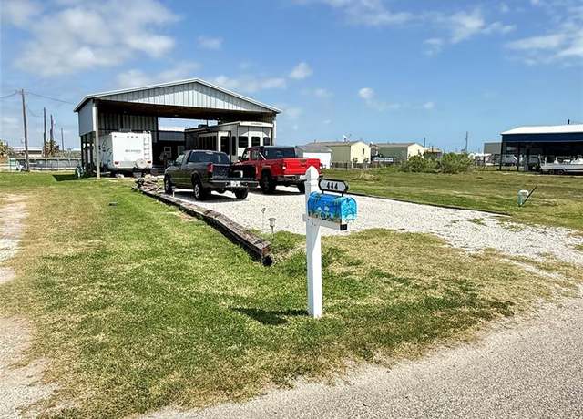 Property at 444 Blue Water Blvd, Sargent, TX 77414, 1 bed, 1.5 baths