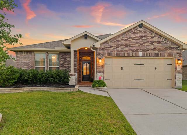 Property at 18015 Van Berkel Ln, Houston, TX 77044, 4 beds, 3 baths