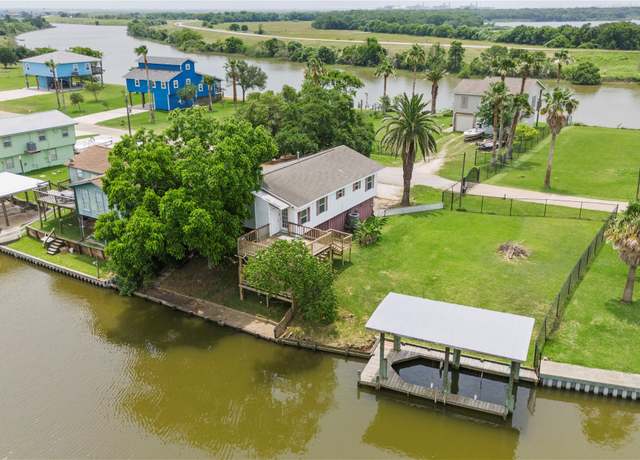 Property at 450 Creek Dr, Freeport, TX 77541, 3 beds, 2 baths