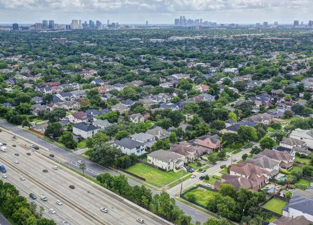 Property at 4628 Pine St, Bellaire, TX 77401