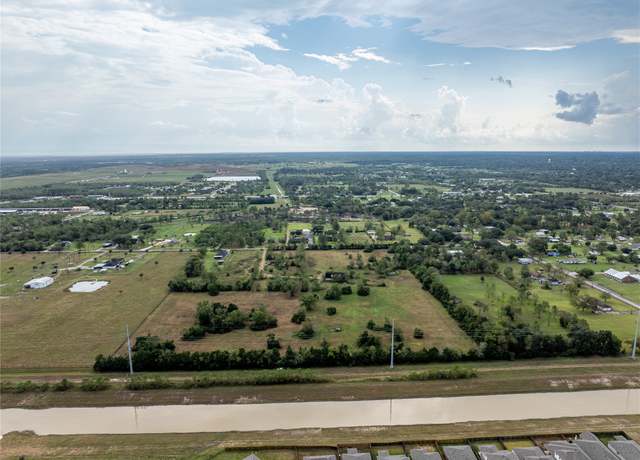 Property at Lot B 4th 1/2 St, Santa Fe, TX 77510