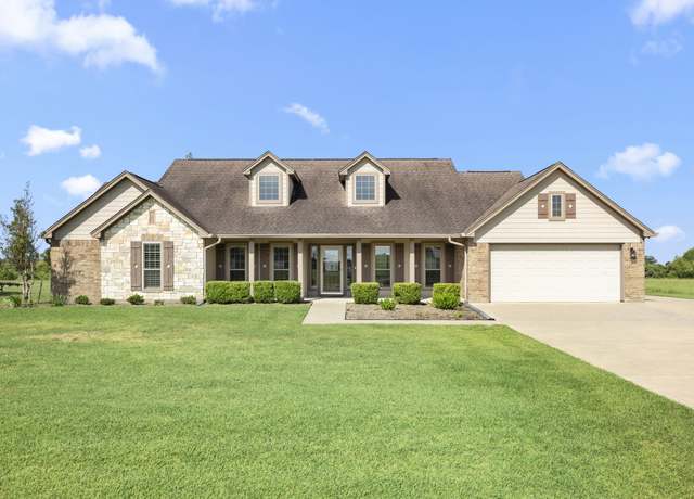Property at 914 Lakeland Cir, Rosharon, TX 77583, 3 beds, 3.5 baths