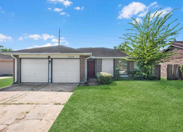 Property at 17319 Gaucho Dr, Houston, TX 77083, 3 beds, 2 baths