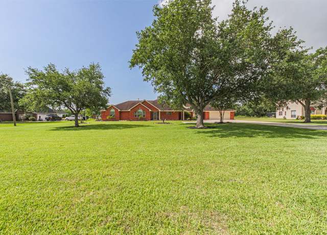 Property at 4222 Skylane Rd, Beach City, TX 77523, 3 beds, 2.5 baths