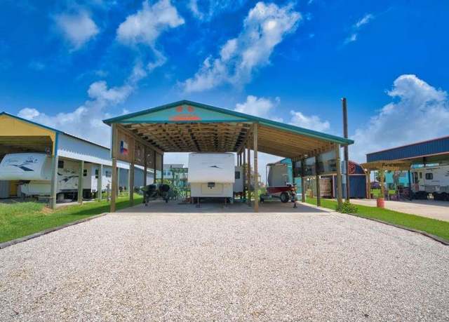 Property at 690 County Rd 202, Sargent, TX 77414