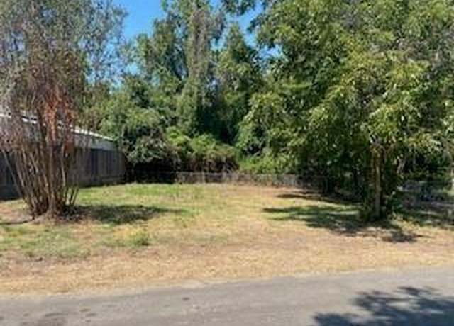 Property at 5731 Kemp St, Houston, TX 77023