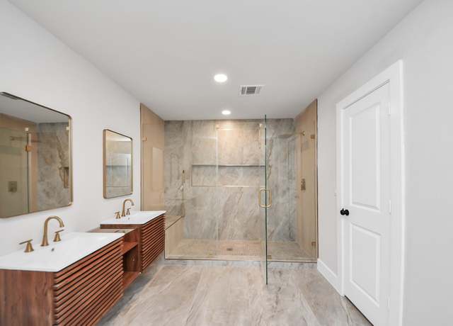 Property at 2954 County Road 855, Alvin, TX 77511, 5 beds, 3.5 baths