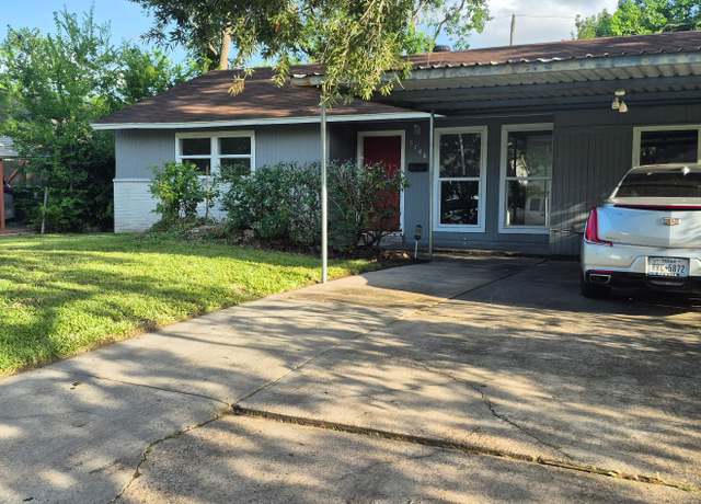 Property at 5746 Lakefield Dr, Houston, TX 77033, 4 beds, 2 baths
