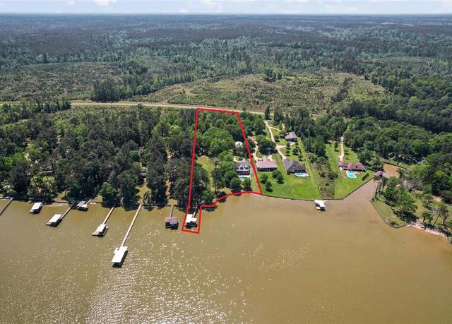 Property at 101 Oak Arbor Ln, Coldspring, TX 77331, 4 beds, 4 baths