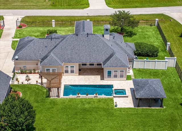 Property at 2119 Red Bird Ln, Brookshire, TX 77423, 3 beds, 3 baths