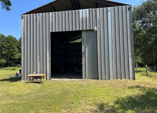 Property at 1435 Twin Oaks Rd, Trinity, TX 77862