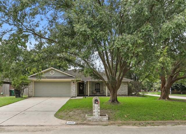 Property at 2410 Clear Ridge Dr, Houston, TX 77339, 3 beds, 2 baths