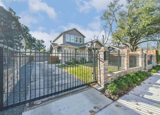 Property at 4530 Woodside St, Houston, TX 77023, 3 beds, 3 baths