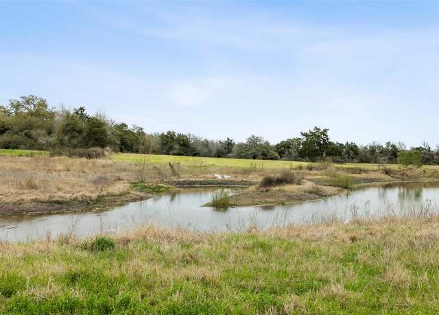 Property at 109 Winn Hvn, Round Top, TX 78954