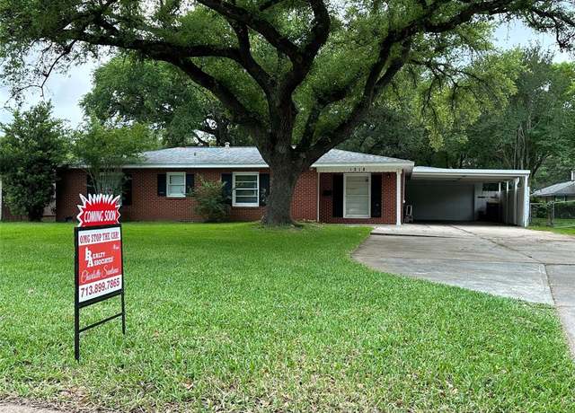 Property at 1218 Kirsten St, La Marque, TX 77568, 4 beds, 1.5 baths