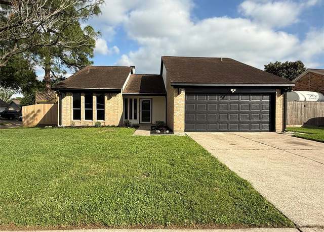 Property at 726 Canyon Springs Dr, La Porte, TX 77571, 3 beds, 2 baths