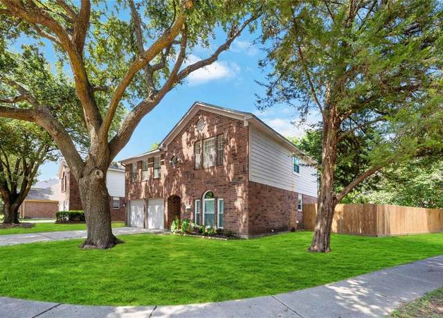 Property at 8702 High Mountain Dr, Houston, TX 77088, 3 beds, 2.5 baths