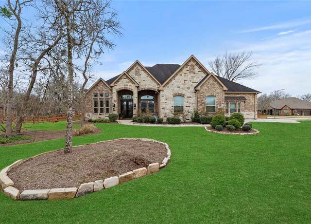 Property at 32711 Wales Cir, Fulshear, TX 77441, 4 beds, 4.5 baths