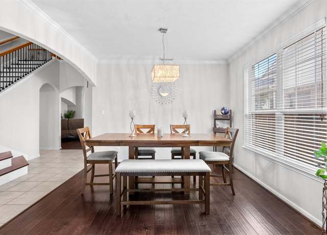 Property at 1012 Walnut Pointe, League City, TX 77573, 5 beds, 3.5 baths