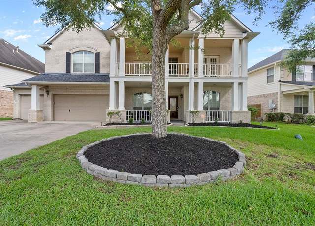 Property at 1012 Walnut Pointe, League City, TX 77573, 5 beds, 3.5 baths