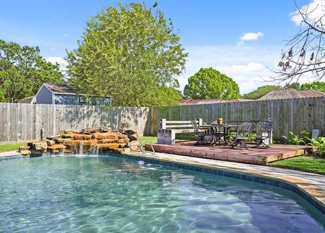 Property at 1902 Atlanta St, Deer Park, TX 77536, 3 beds, 2 baths