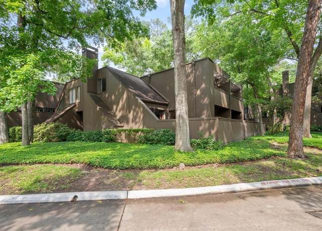 Property at 179 Litchfield Ln, Houston, TX 77024, 2 beds, 2.5 baths