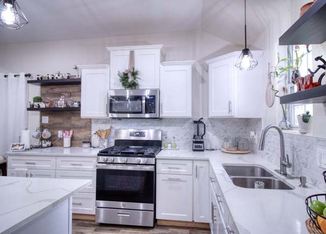 Property at 1226 Road 5007, Cleveland, TX 77327, 3 beds, 2 baths