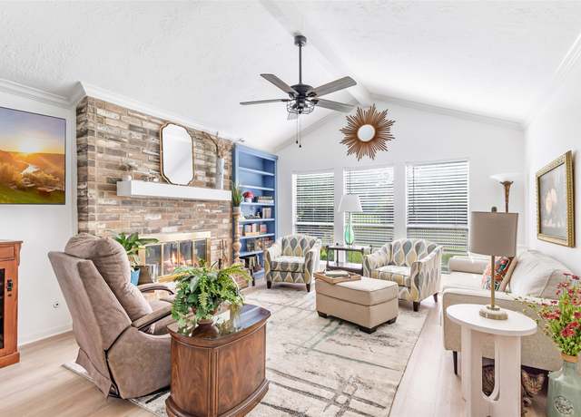 Property at 12121 Maverick Dr, Willis, TX 77378, 2 beds, 2 baths