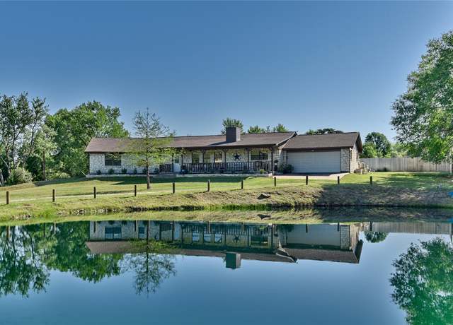 Property at 515 E St Loop 543, West Point, TX 78963, 4 beds, 3 baths