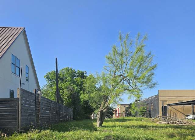 Property at 11114 Cullen Blvd, Houston, TX 77047