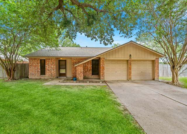 Property at 5359 Friar Tuck Dr, Katy, TX 77493, 2 beds, 1.5 baths