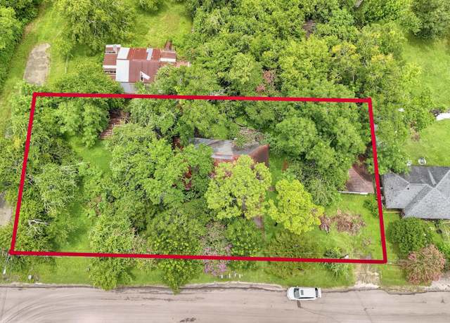 Property at 6907 Isla Rd, Brookside, TX 77581, 3 beds, 1 bath
