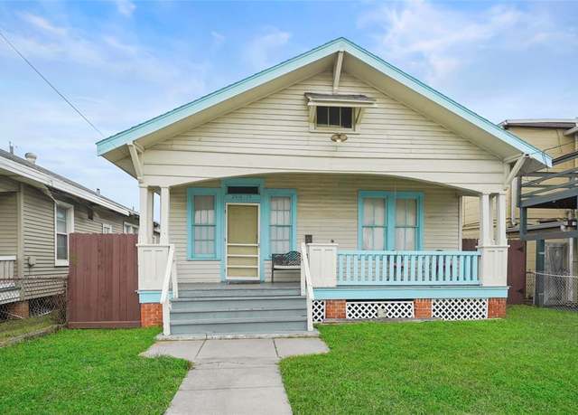 Property at 2418 35th St, Galveston, TX 77550, 2 beds, 1 bath