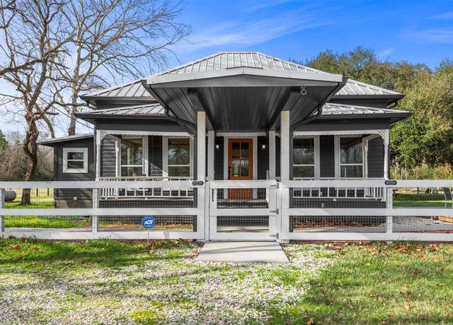 Property at 11 County Road 2177, Cleveland, TX 77327, 2 beds, 1 bath