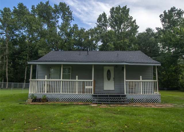 Property at 16749 Oak Knoll Dr, Porter, TX 77365, 3 beds, 2 baths