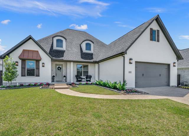 Property at 4302 Fox River Ln, Bryan, TX 77802, 4 beds, 3.5 baths