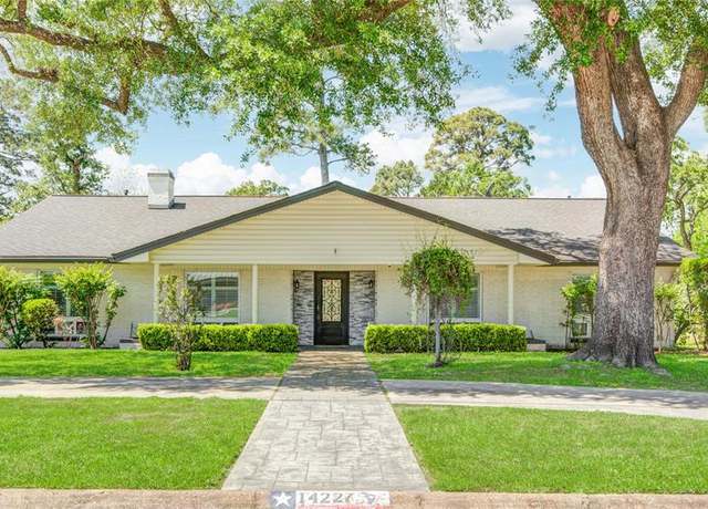 Property at 14227 Indian Wells Dr, Houston, TX 77069, 3 beds, 2.5 baths