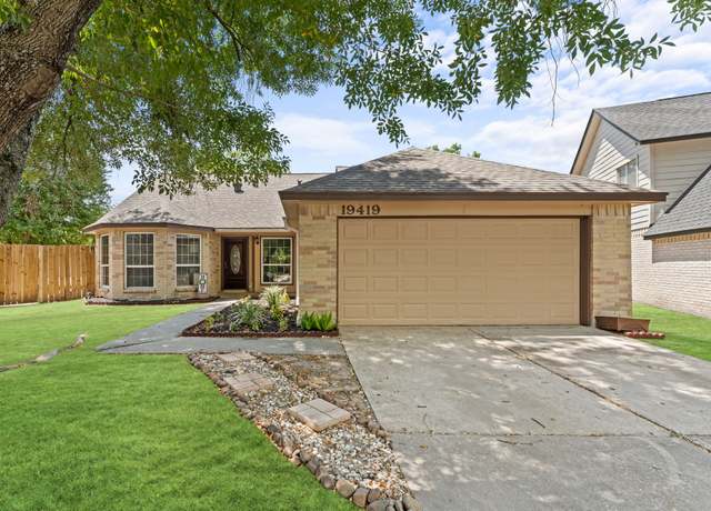 Property at 19419 Navarro Mills Dr, Tomball, TX 77375, 3 beds, 2 baths