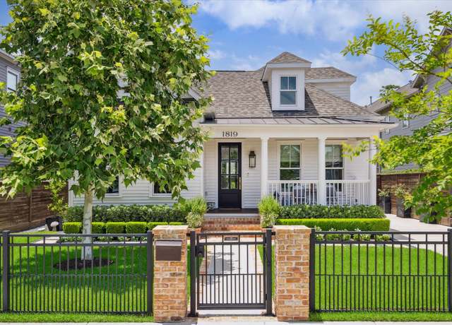 Property at 1819 Arlington St, Houston, TX 77008, 4 beds, 3.5 baths