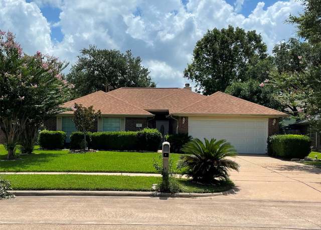 Property at 1411 Township Ct, Rosenberg, TX 77471, 3 beds, 2 baths