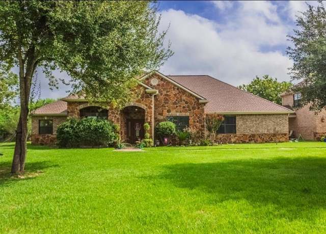 Property at 3650 Ward Bend Rd, Sealy, TX 77474, 4 beds, 3.5 baths
