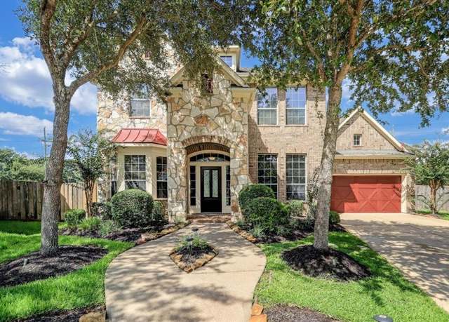 Property at 6703 Baxley Ct, Sugar Land, TX 77479, 4 beds, 3.5 baths