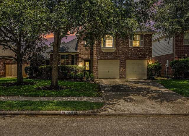 Property at 7323 Fall Creek Bnd, Humble, TX 77396, 4 beds, 2.5 baths